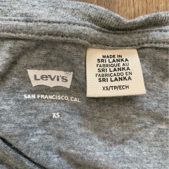 Levi’s tees, set of 2, Size XS - Picture 4 of 7